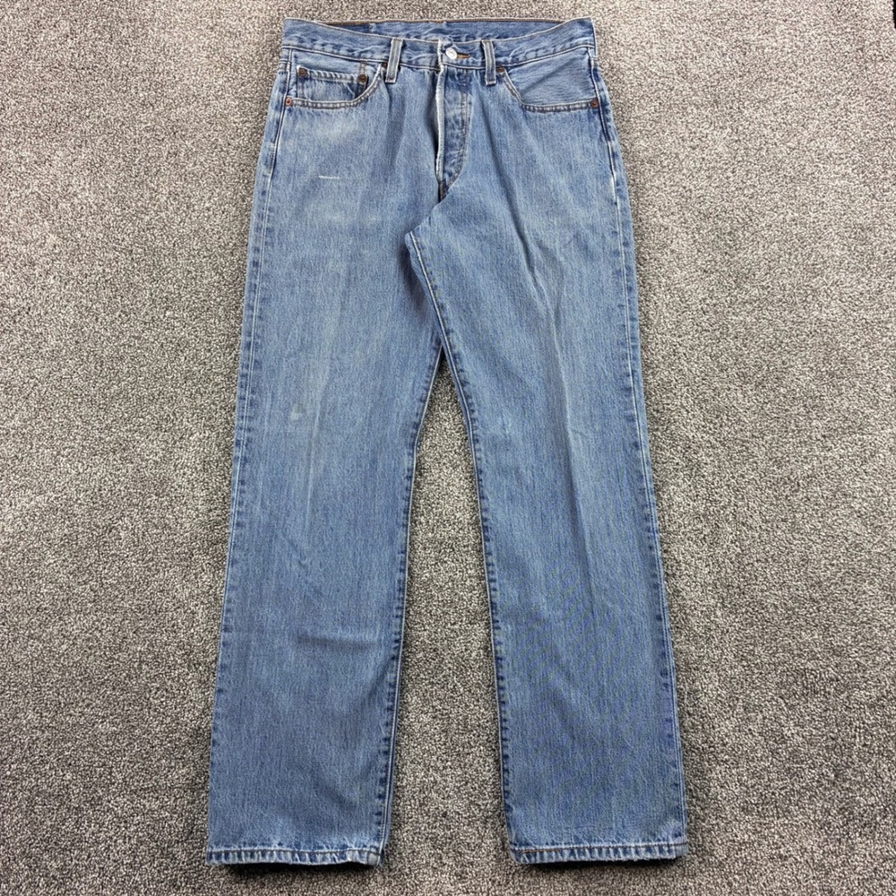 Vintage Y2K Levi's 501 Jeans Mens 32x32 Blue Light Wash USA Made Straight Leg